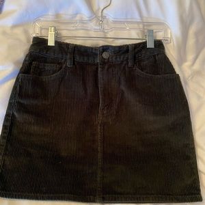 Aritzia Wilfred Olive Green Corduroy Skirt